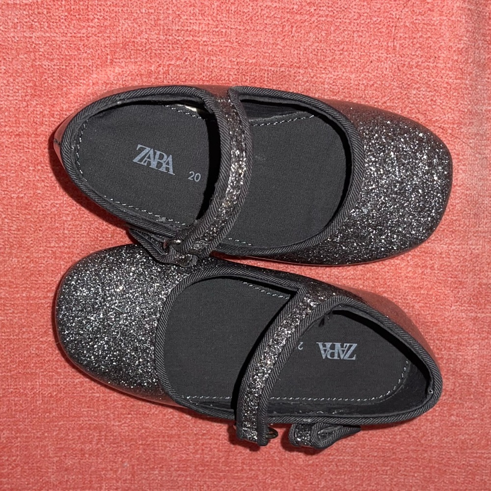ZARA GLITTER FLATS